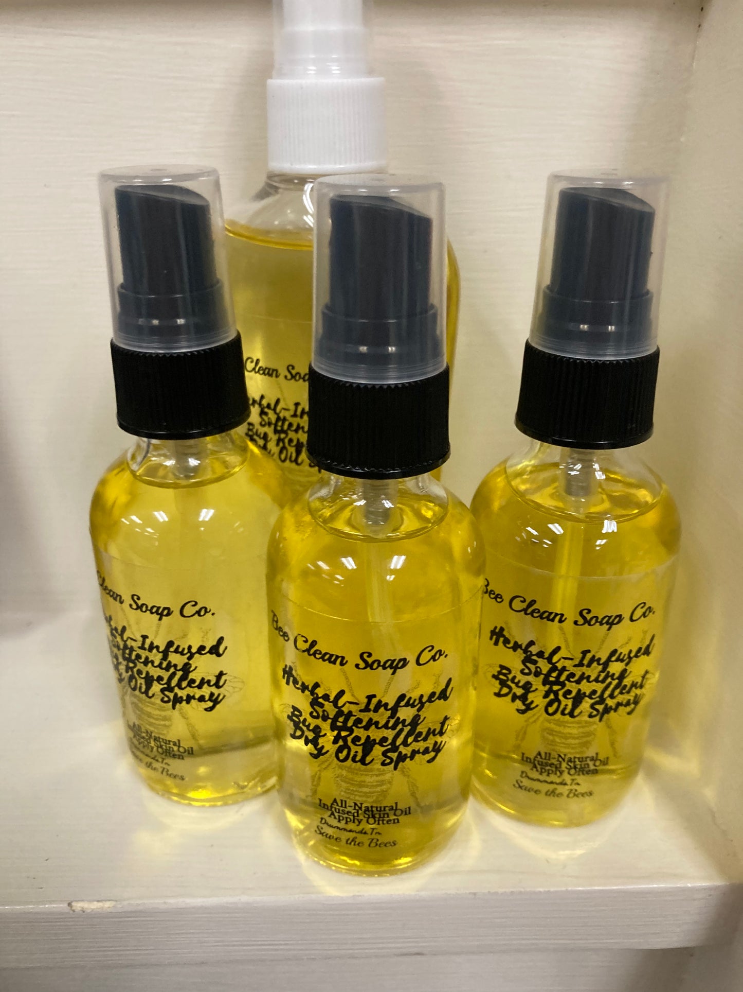 Skin Softening Herbal Bug Repellent Oil